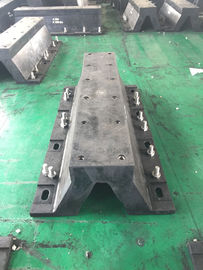 China Marine Arch Type Rubber Boat Dock Bumpers Mounted Impingement PE Face Plate supplier