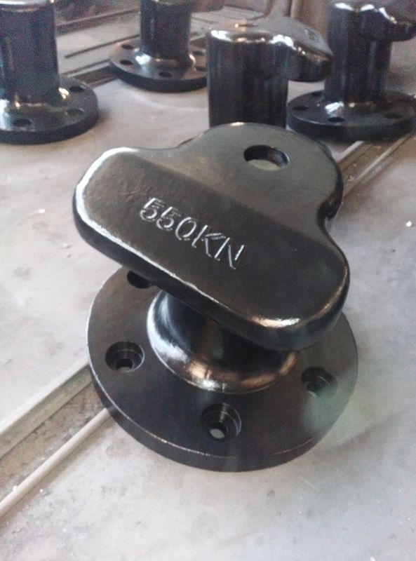 SWL 550KN Mooring Components Tee Head Mooring Bitts Ship Berthing