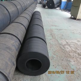 China Ship Fendering Circular Shape Marine Tugboat Rubber Fenders For All Tugboat supplier