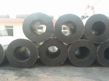 China Marine Cylindrical Rubber Fenders , Vessel Berthing Fenders Ship Docking Fender supplier