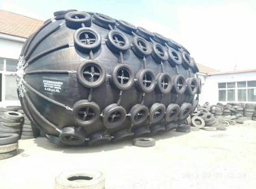 China Yokohama Pneumatic  Marine Inflatable Rubber Fender 4.5 Meters Diameter For Ship Alongside supplier
