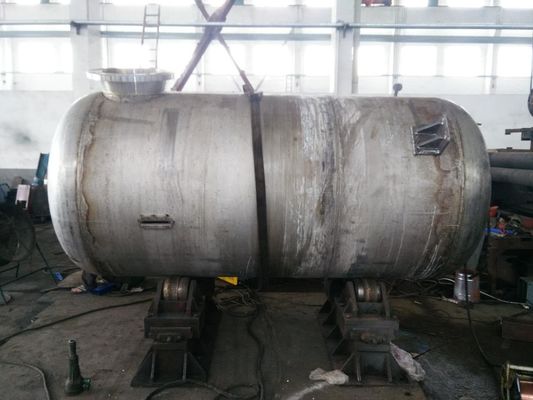 China Vertical Type Vacuum Cast Iron Pressure Vessel Tank Mirror Polish supplier