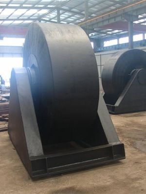China Marine Roller Wheel Rubber Fender For Restricted Channels supplier