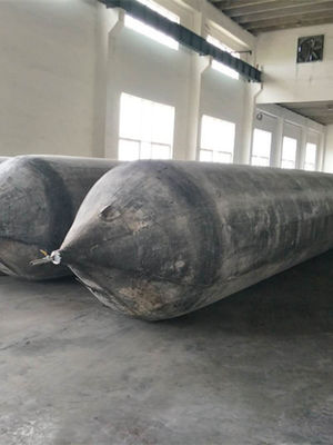 China Pneumatic Rubber Dock Ship Launching Airbags With Synthetic Tire Cord Layers supplier
