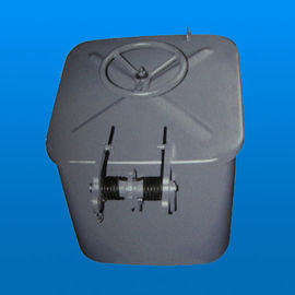China Marine Round Angle Corner Steel Waterproof Deck Hatch Covers for Ships Oil Tanker supplier