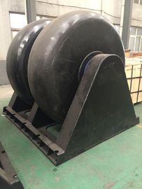 Customizable Dimensions Marine Roller Wheel Type Rubber Fender for Dock and Channel supplier